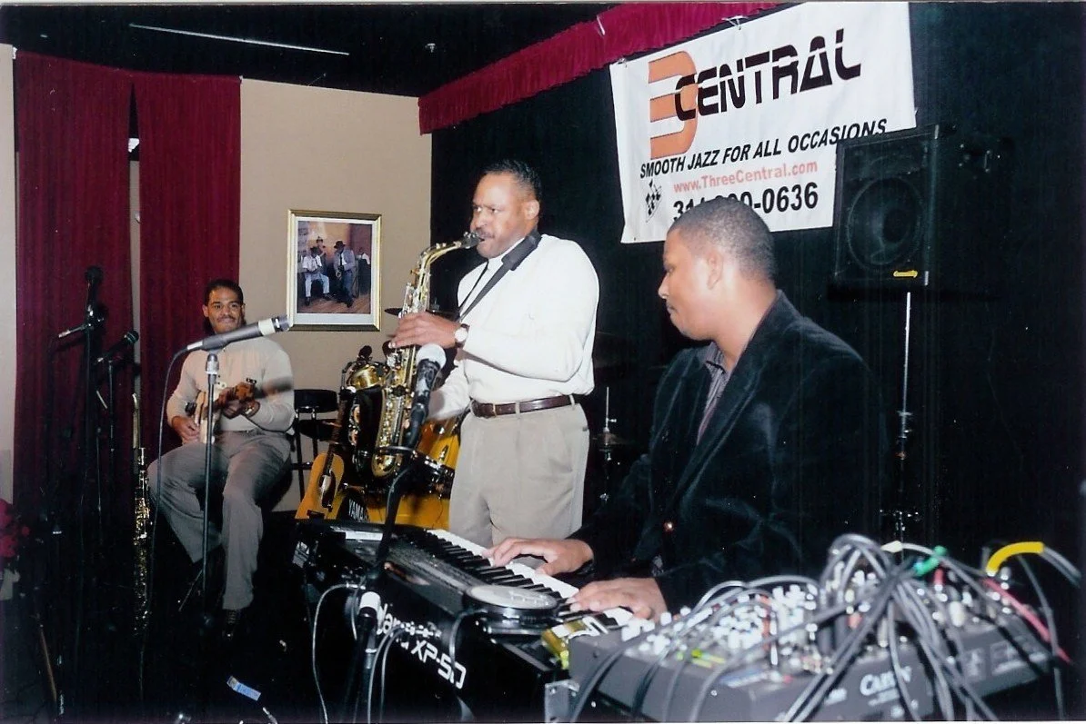 3central performing live